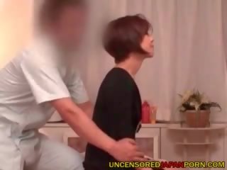 Nieocenzurowane japońskie brudne klips masaż pokój brudne film z wielki mamuśka