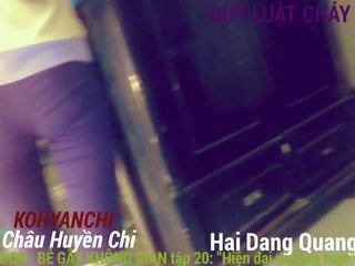 Teen young female Pham Vu Linh Ngoc shy peeing Hai Dang Quang school Chau Huyen Chi call girl